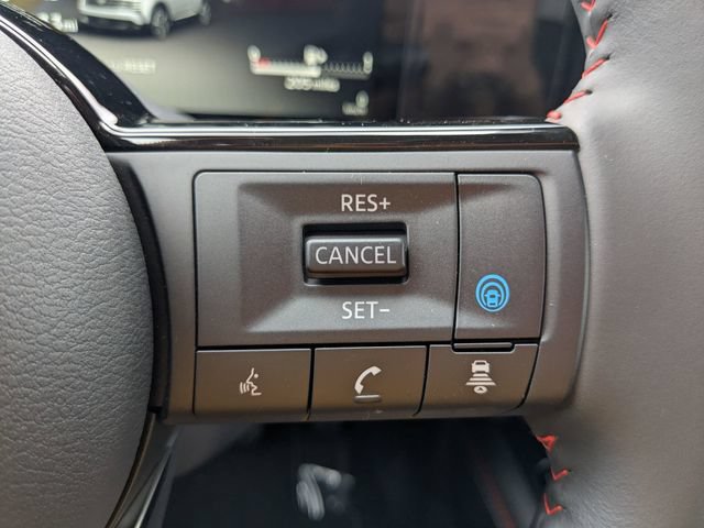 New 2026 Nissan Kicks SR w/ Cold Weather Package FWD image 16