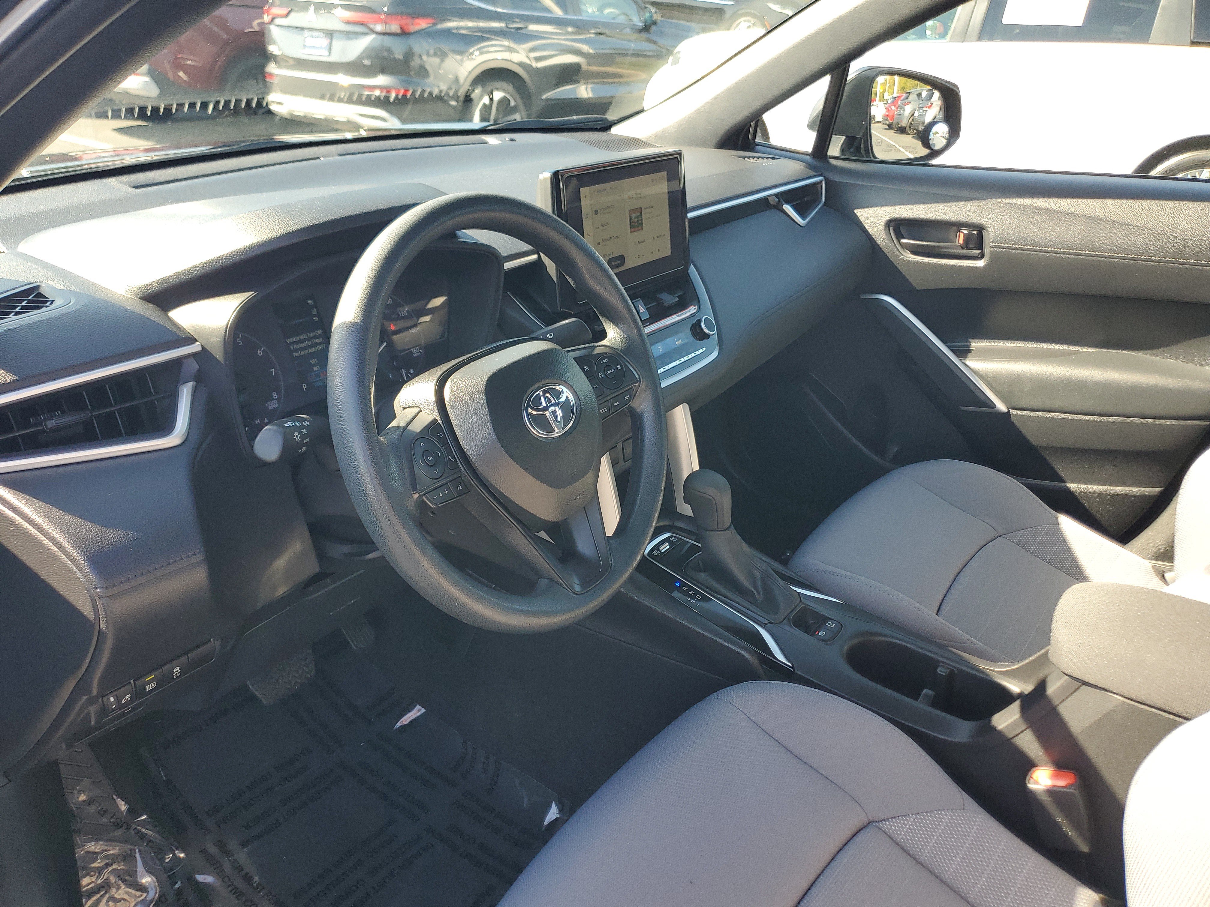 Certified 2025 Toyota Corolla Cross AWD Hybrid image 16
