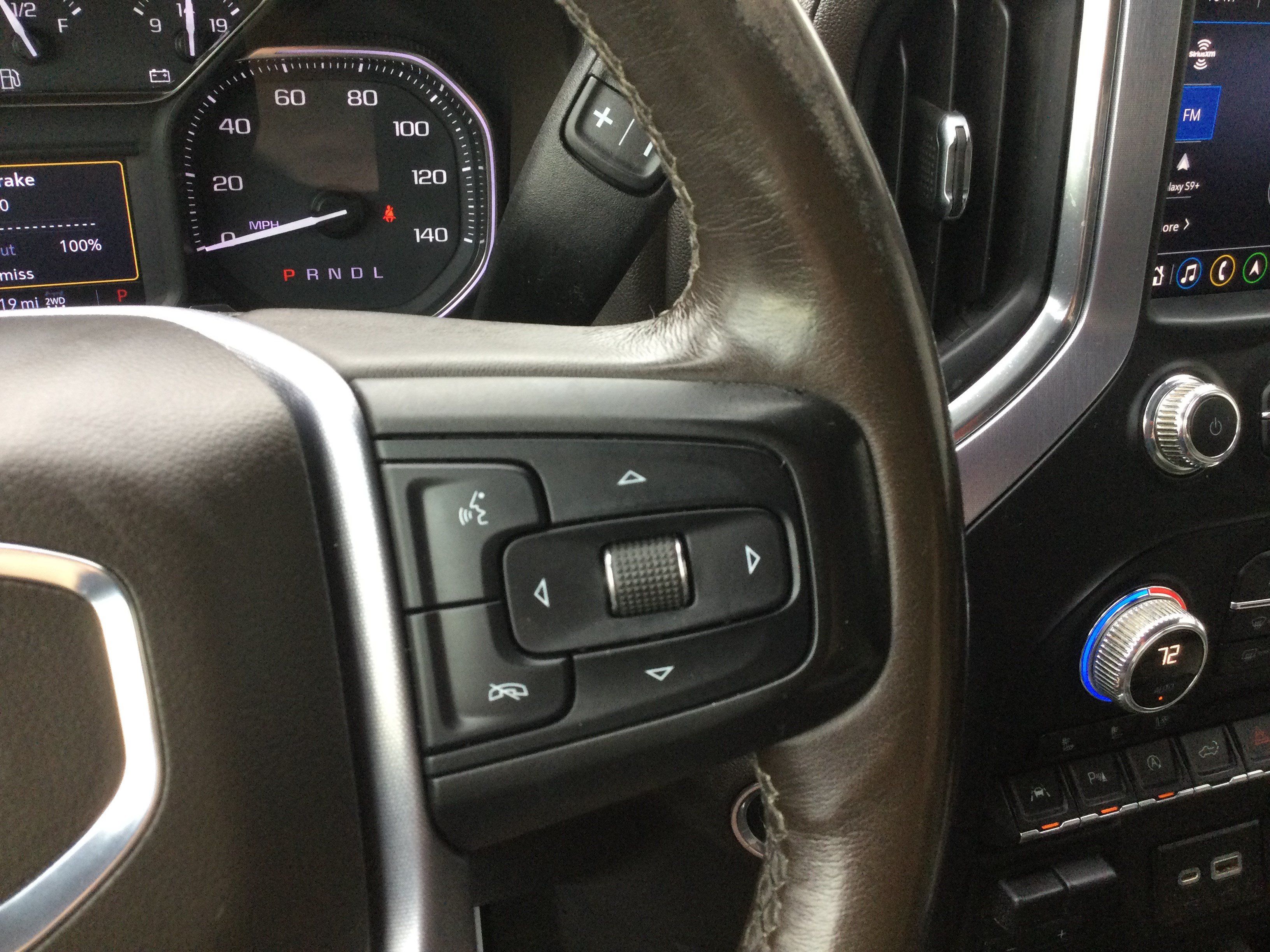Used 2020 GMC Sierra 1500 SLT w/ SLT Convenience Package AWD/4WD image 16