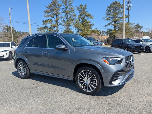 Used 2025 Mercedes-Benz GLE 350 4MATIC image 3