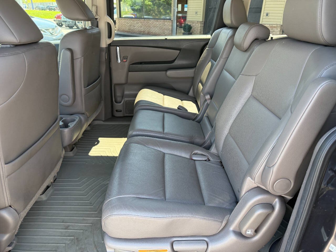 Used 2016 Honda Odyssey Touring Elite image 29