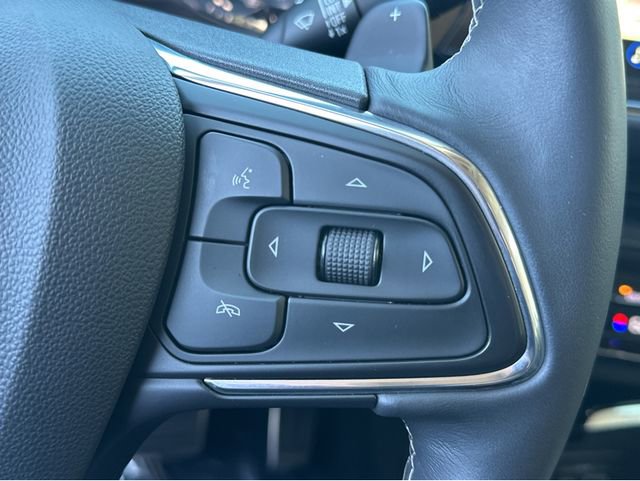 Certified 2022 Buick Envision Essence w/ Technology Package II image 30