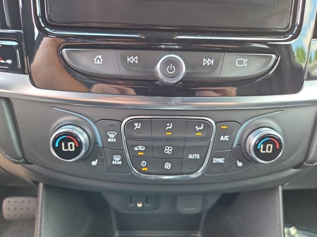 Used 2023 Chevrolet Traverse LT AWD/4WD image 22