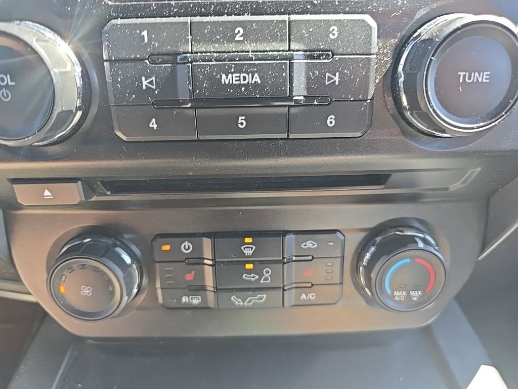 Used 2018 Ford F150 XLT w/ Equipment Group 302A Luxury image 10