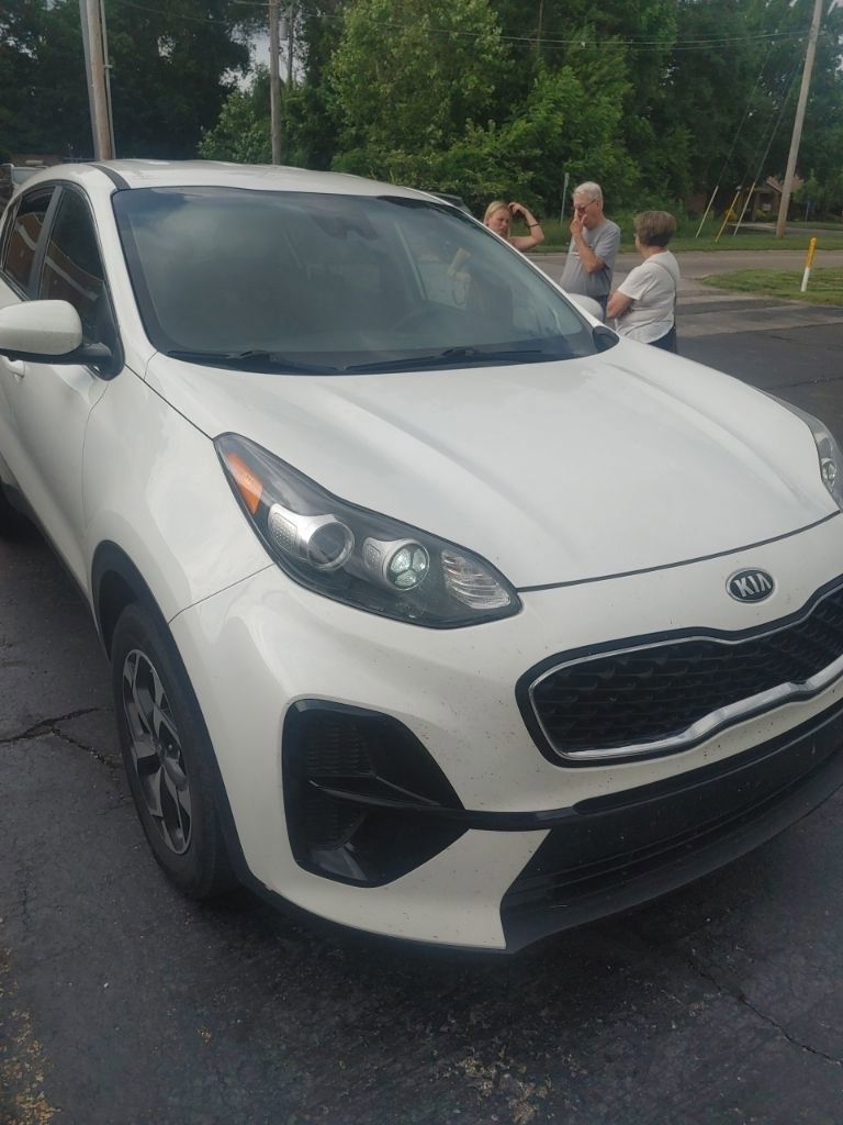 Used 2021 Kia Sportage LX FWD image 1
