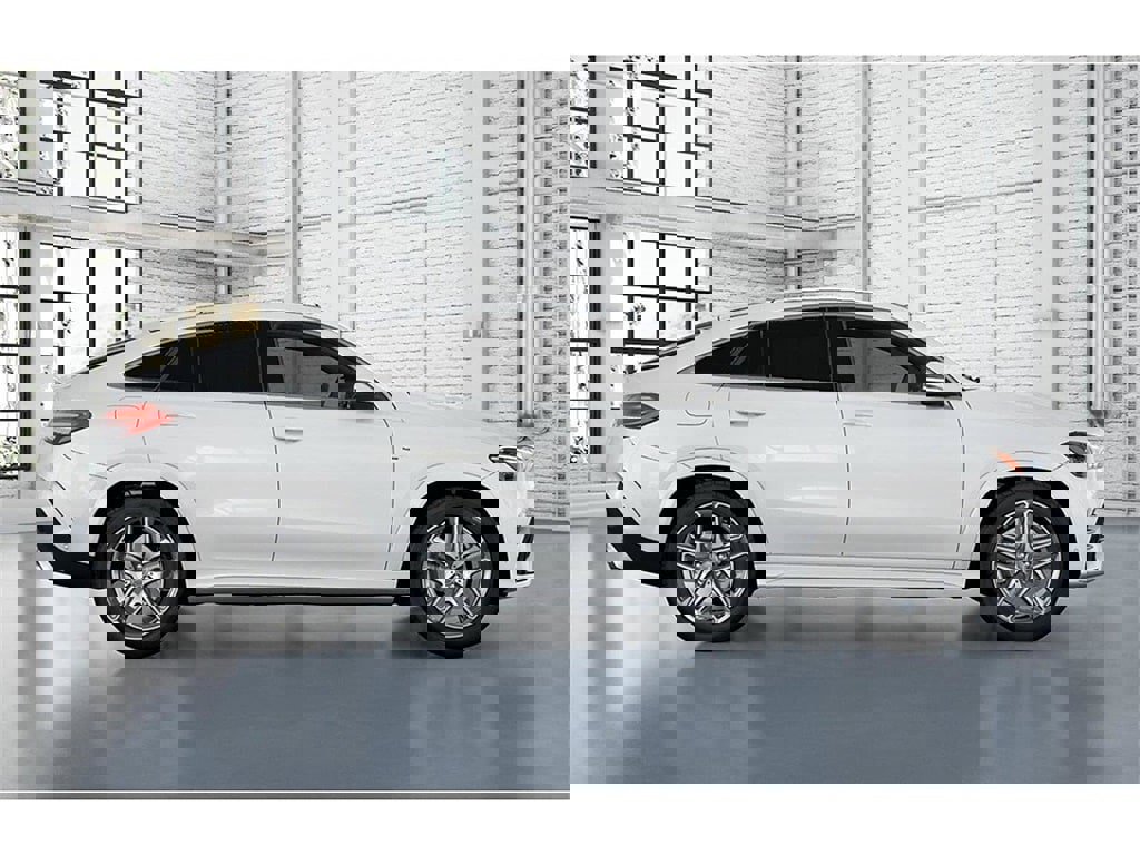 New 2026 Mercedes-Benz GLE 53 AMG 4MATIC image 2