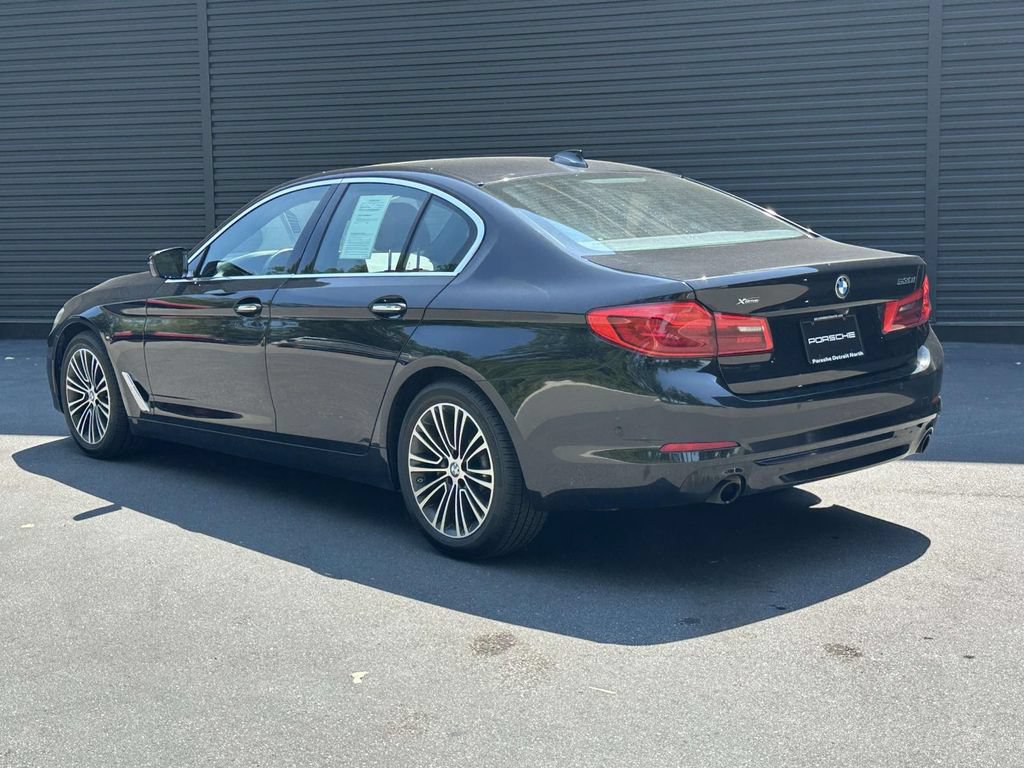 Used 2017 BMW 530i xDrive AWD/4WD image 3