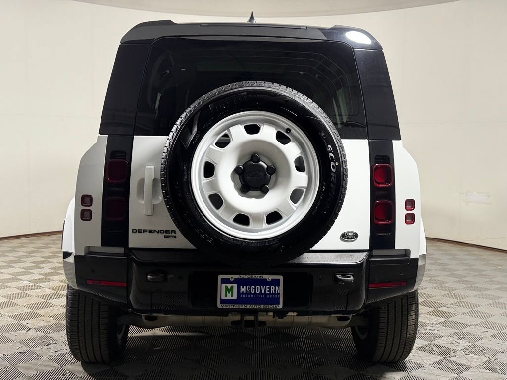 Used 2022 Land Rover Defender 110 X-Dynamic HSE AWD/4WD image 5