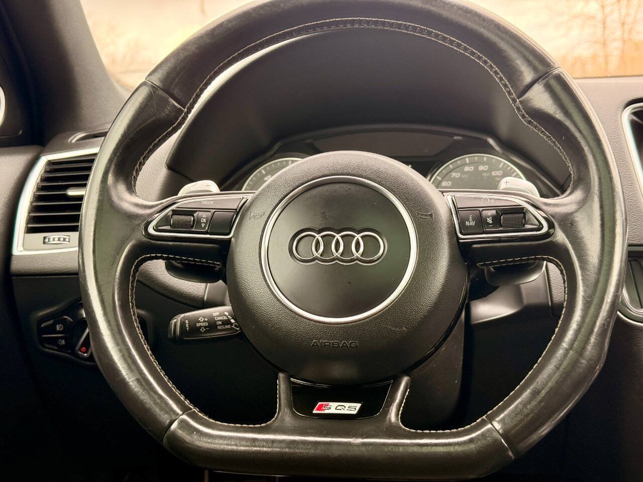 Used 2015 Audi SQ5 Premium Plus w/ Technology Package AWD/4WD image 17