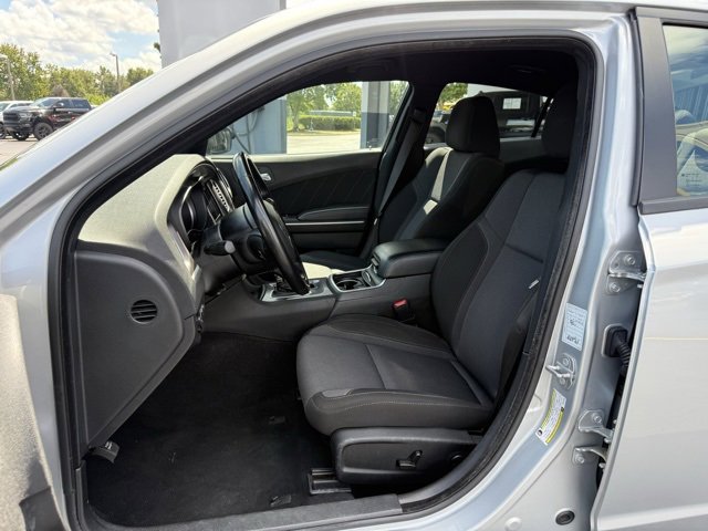 Used 2022 Dodge Charger SXT image 12