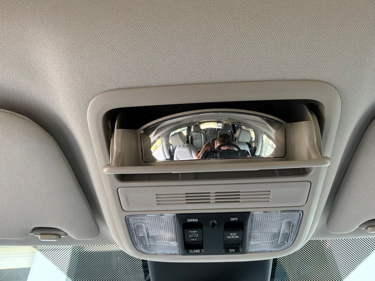 Used 2025 Honda Odyssey Touring image 21