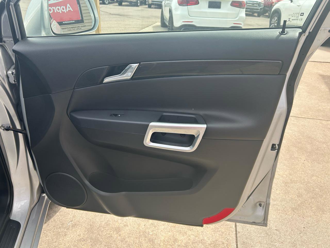 Used 2013 Chevrolet Captiva Sport LTZ FWD image 16