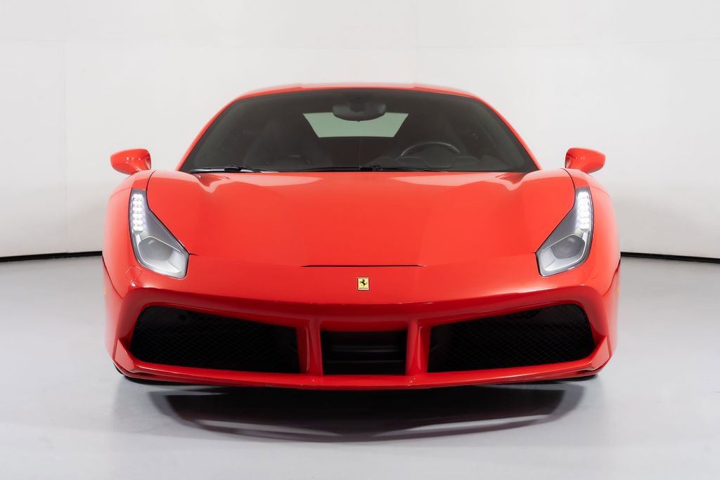 Used 2017 Ferrari 488 GTB RWD image 11