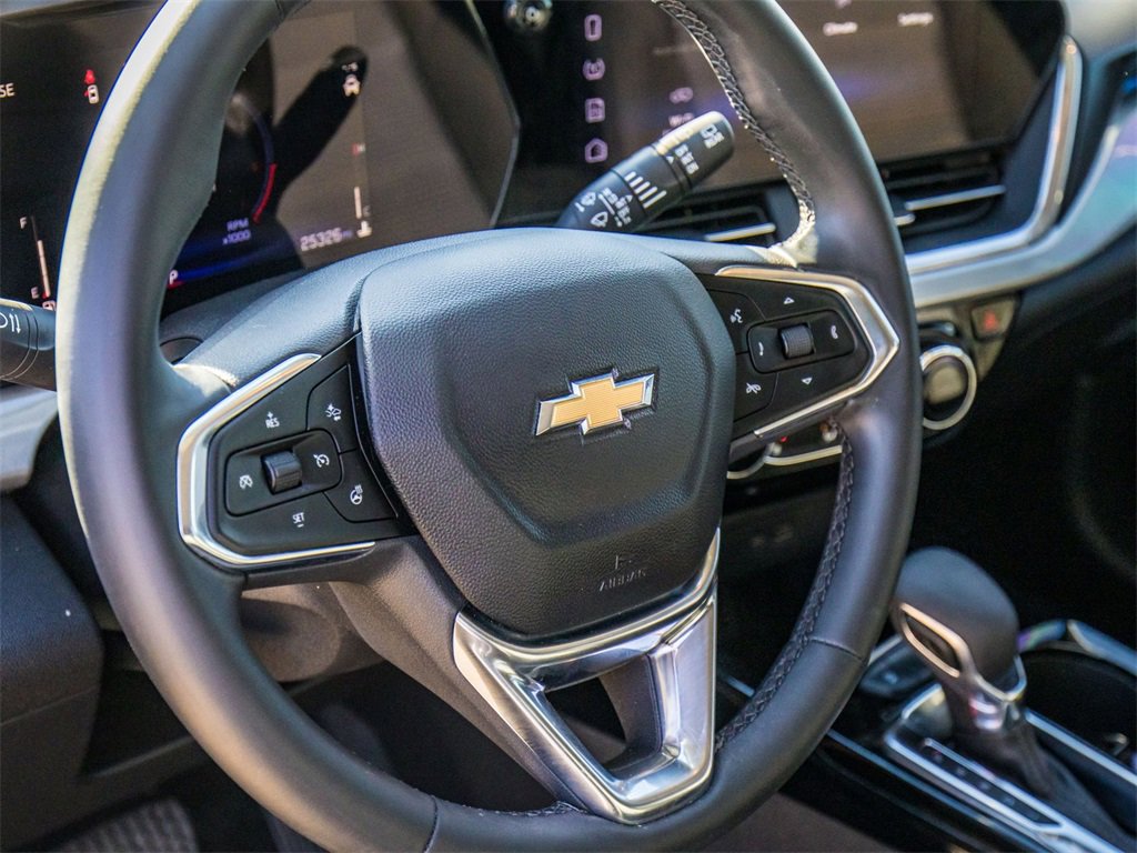 Used 2024 Chevrolet Trax LT w/ Driver Confidence Package image 24