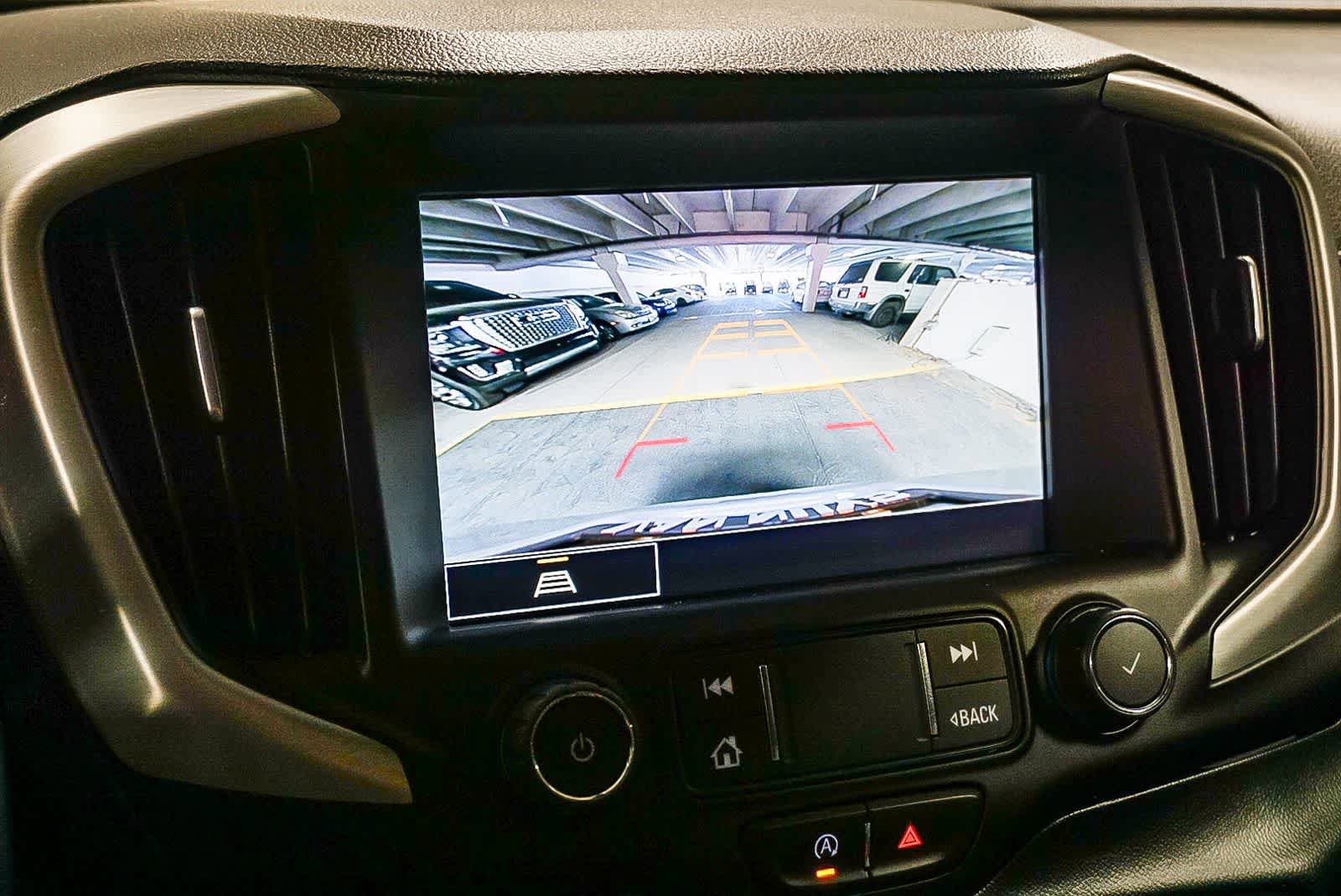 Used 2022 GMC Terrain SLT image 23