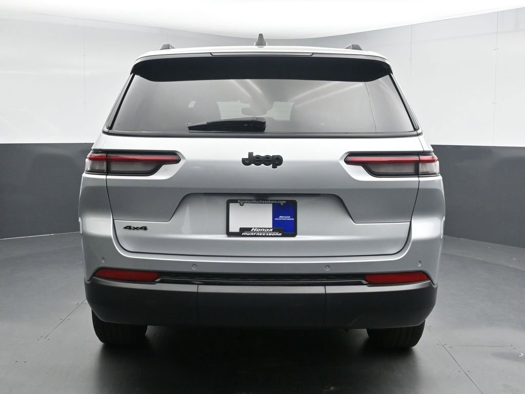 Used 2024 Jeep Grand Cherokee L Laredo AWD/4WD image 7