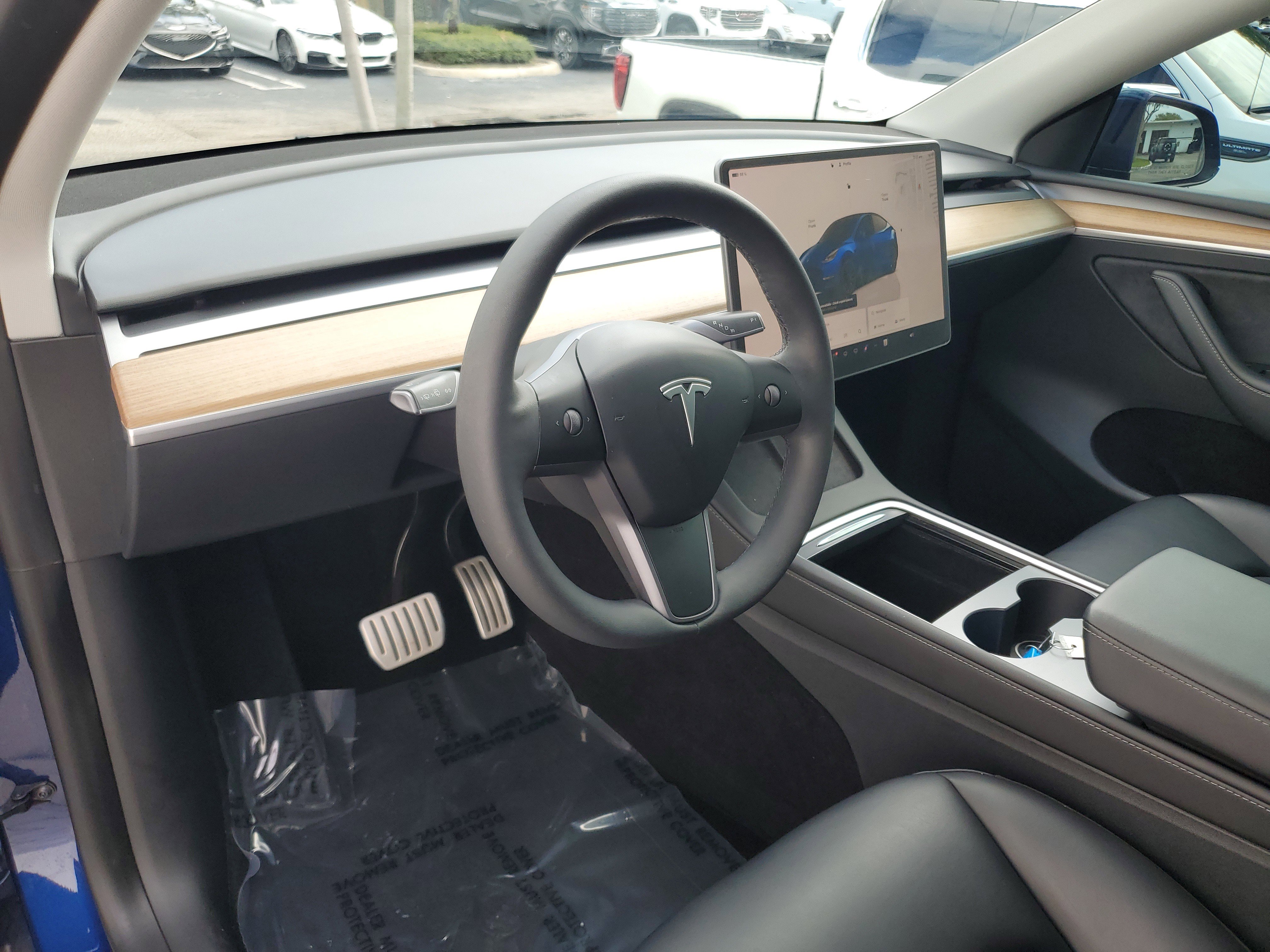 Used 2023 Tesla Model Y Performance image 21