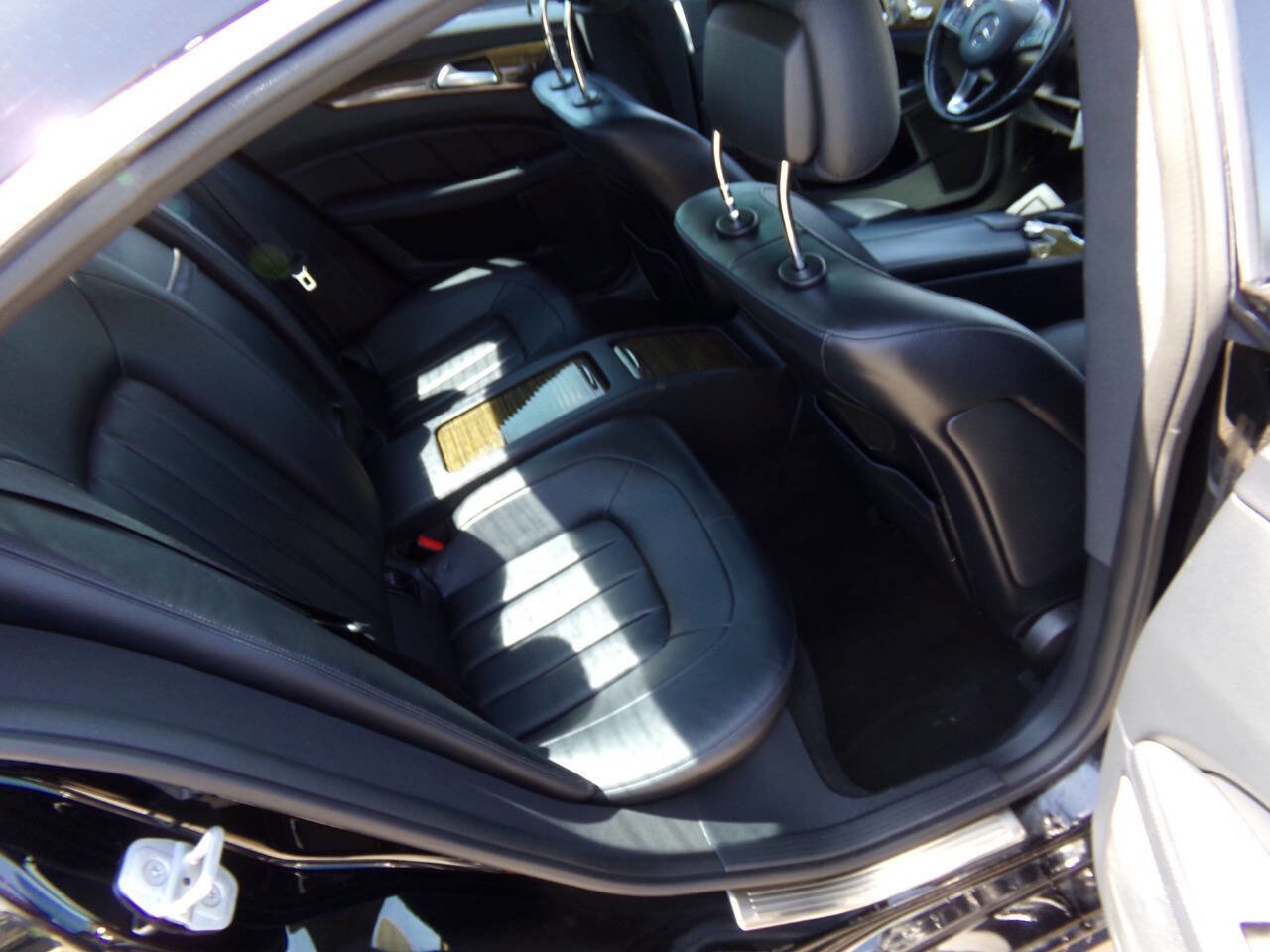 Used 2015 Mercedes-Benz CLS 400 image 21