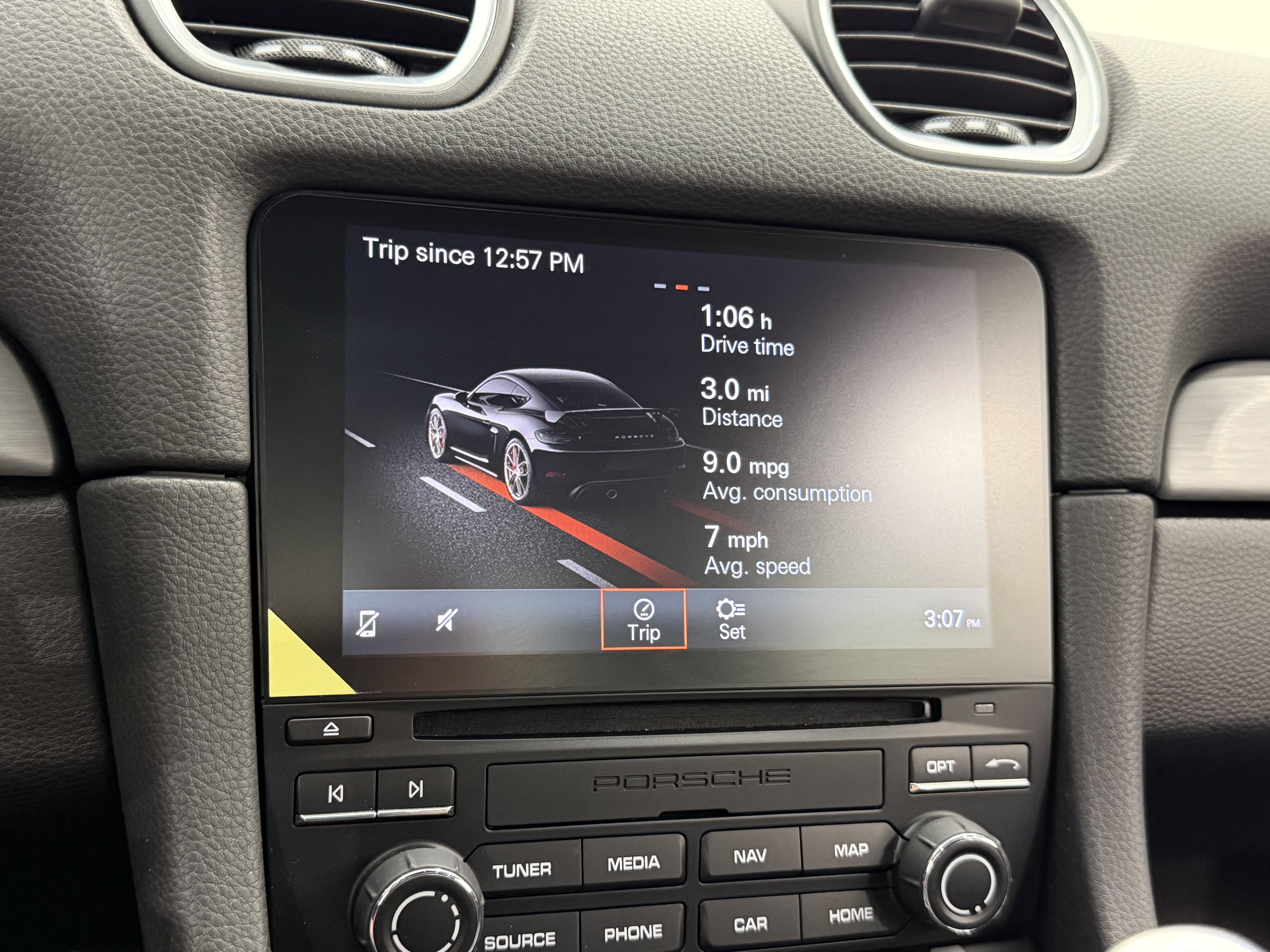Certified 2021 Porsche 718 Cayman GT4 image 37