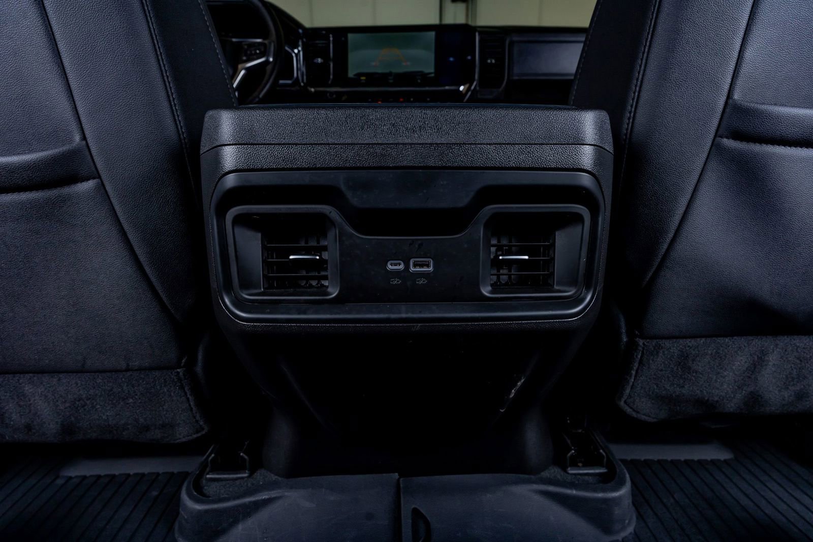 Used 2025 Chevrolet Silverado 1500 LT Trail Boss w/ Convenience Package II AWD/4WD image 33