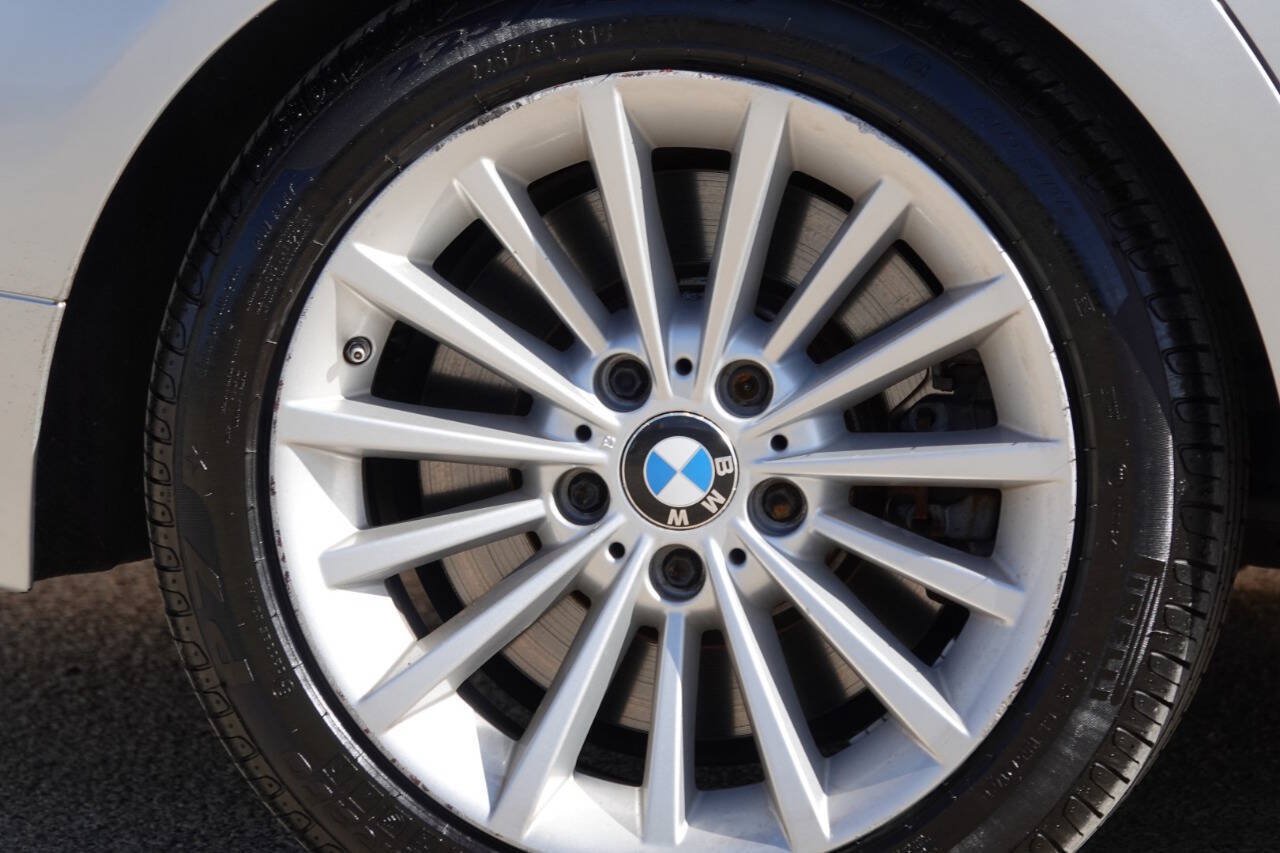 Used 2011 BMW 335d Sedan RWD image 39