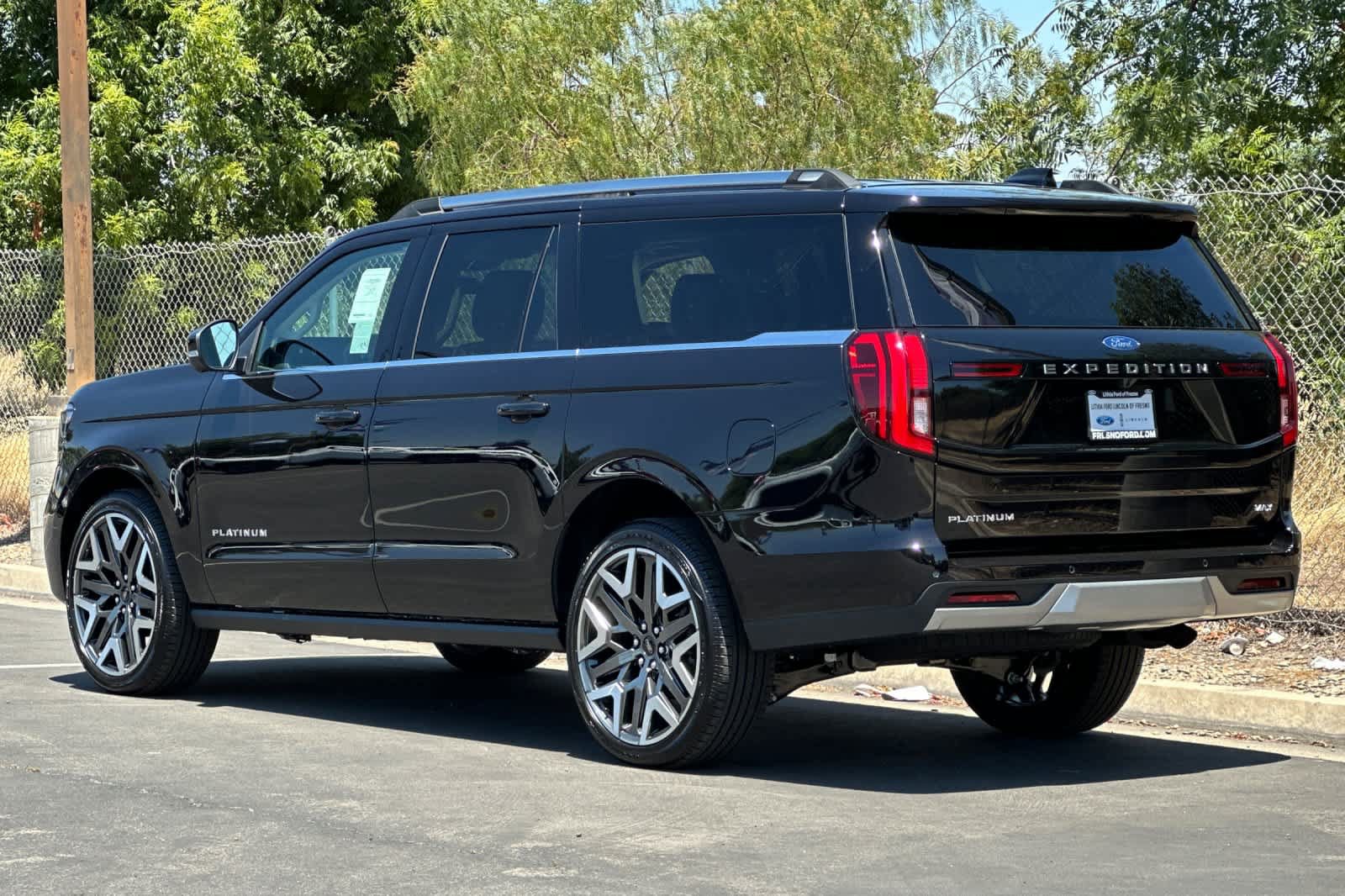 New 2026 Ford Expedition Max Platinum w/ Platinum Ultimate Package AWD/4WD image 6