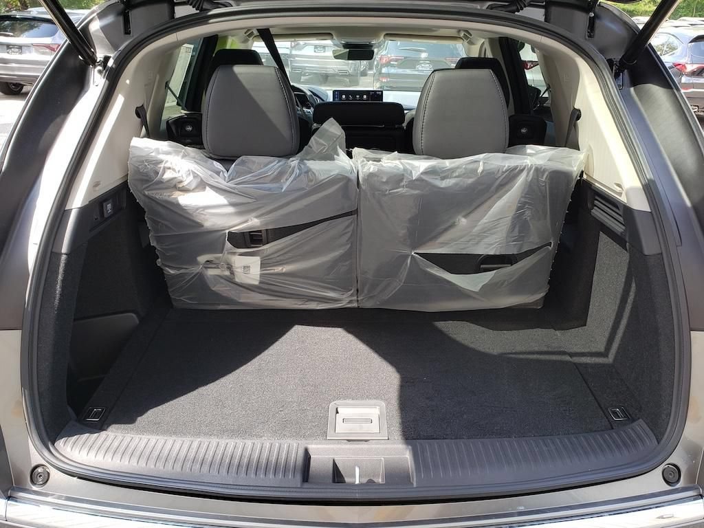 New 2026 Acura MDX SH-AWD image 5