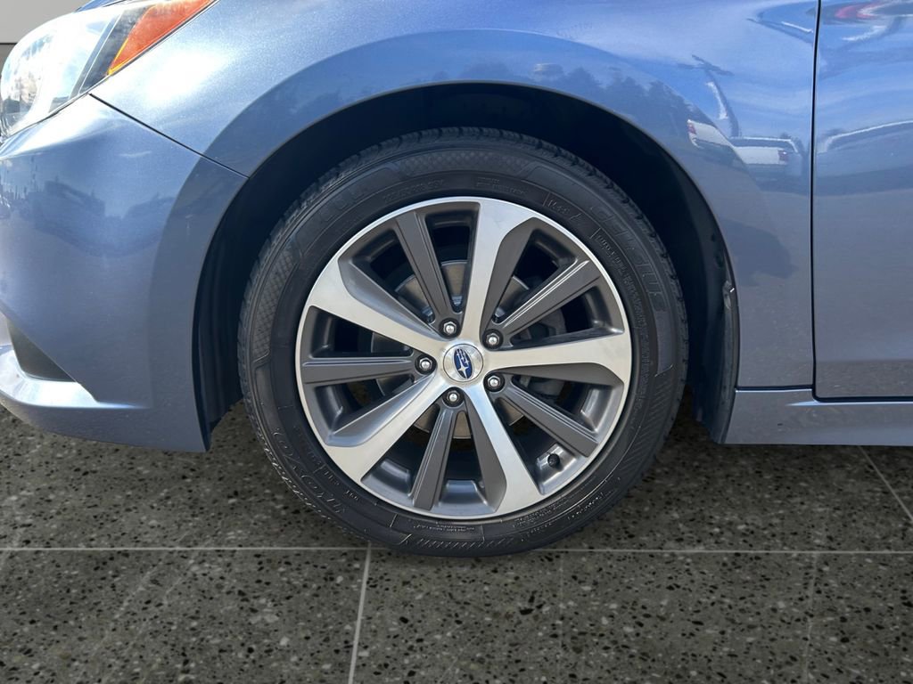 Used 2017 Subaru Legacy 2.5i Limited AWD/4WD image 4