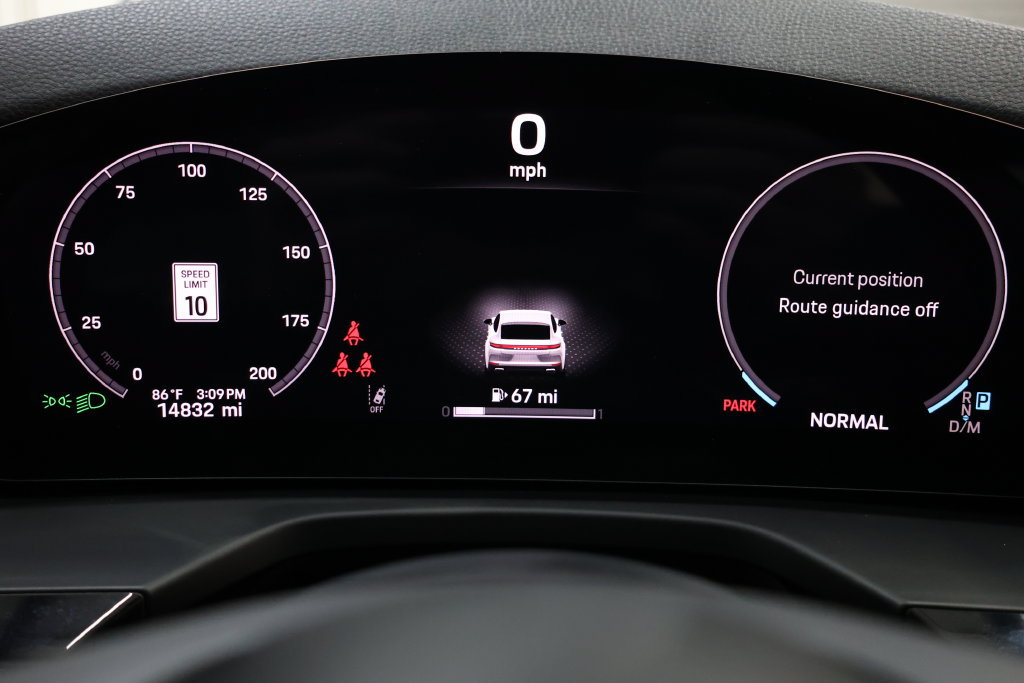 Used 2025 Porsche Panamera image 82
