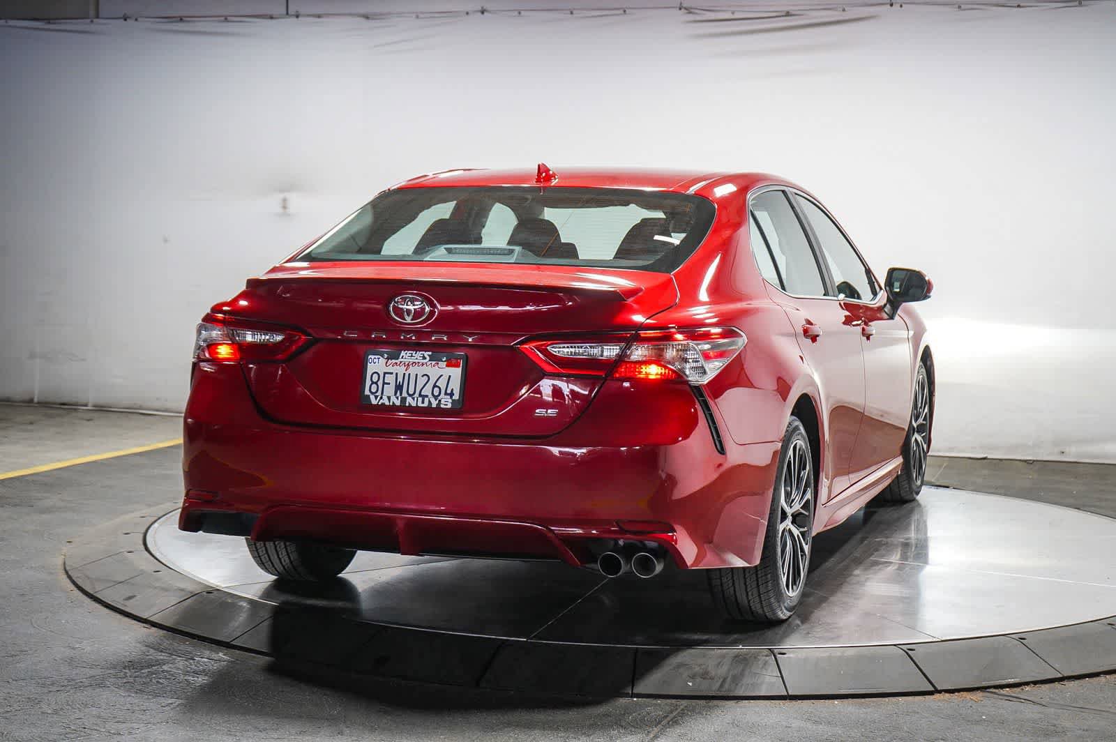 Certified 2019 Toyota Camry SE w/ Carpet Mat Package image 7