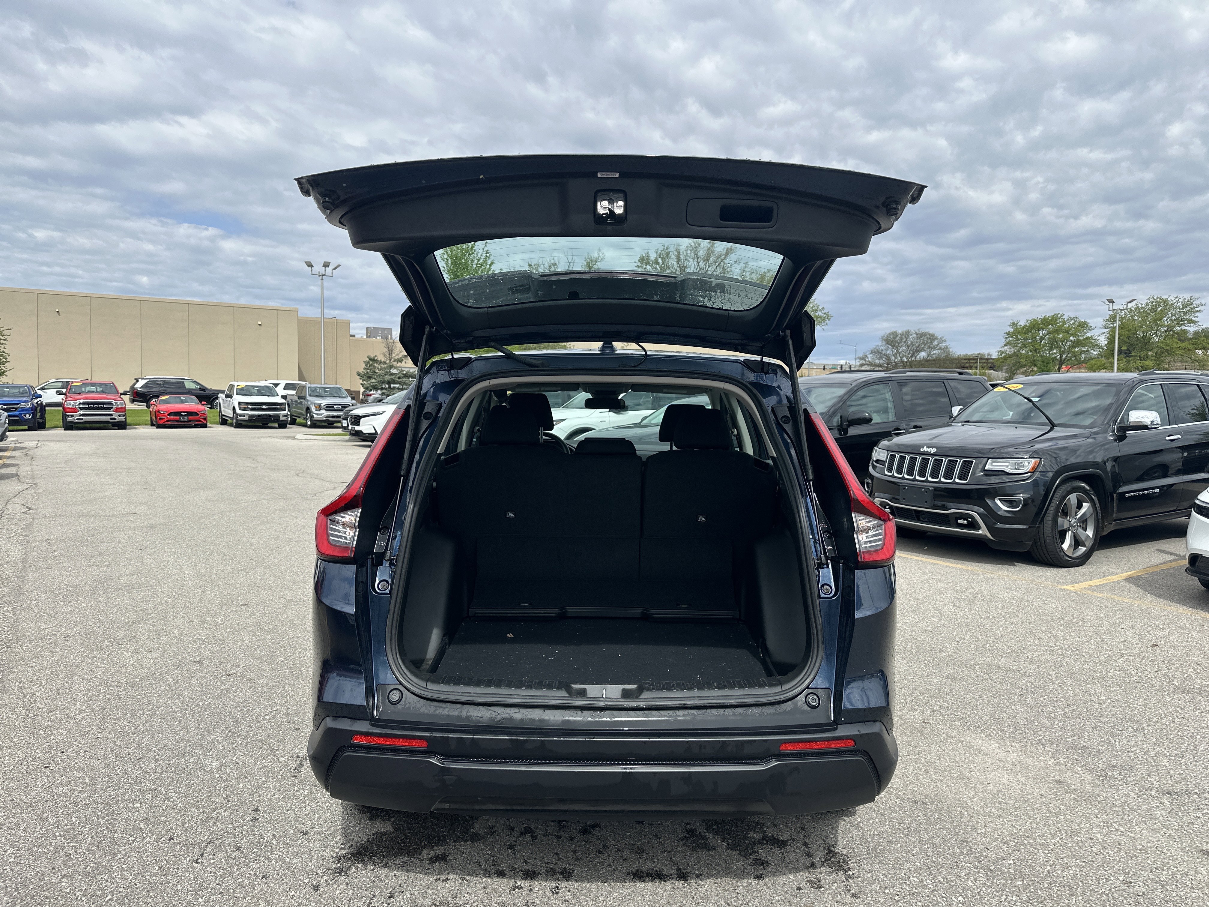 Certified 2023 Honda CR-V LX image 10