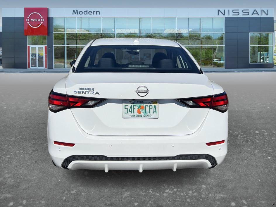 Certified 2025 Nissan Sentra SV FWD image 6