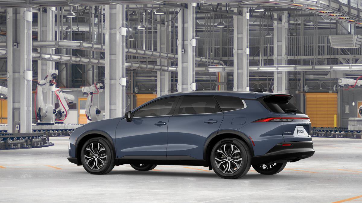 New 2026 Toyota Crown Signia AWD/4WD image 5