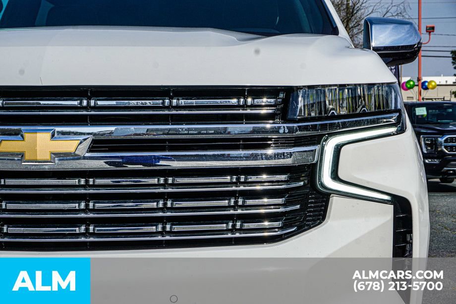 Used 2024 Chevrolet Suburban Premier RWD image 12