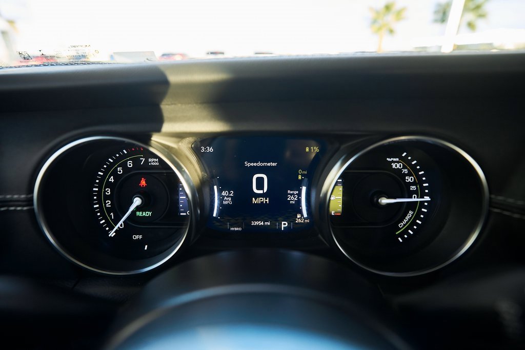 Used 2022 Jeep Wrangler Unlimited Sahara image 41