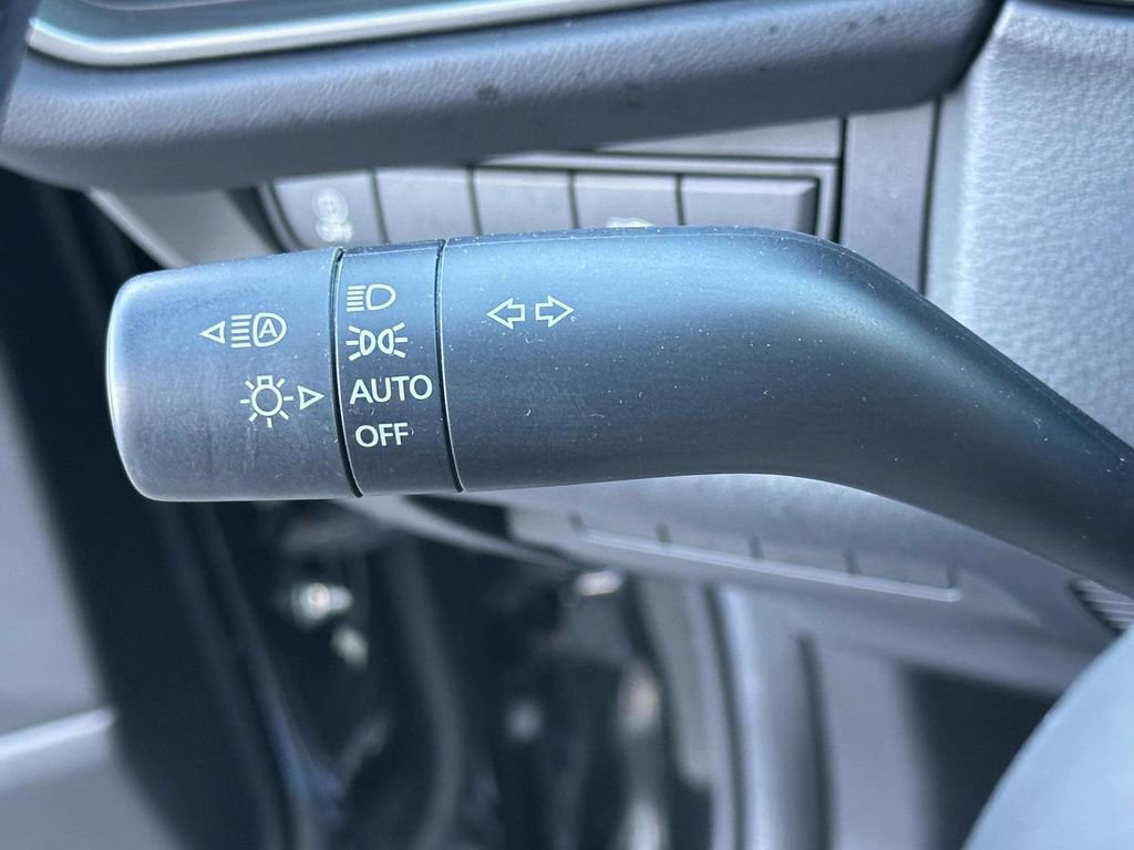 Used 2022 MAZDA CX-30 AWD 2.5 S w/ Select Package image 21