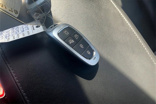 Used 2024 Hyundai Palisade Limited image 11