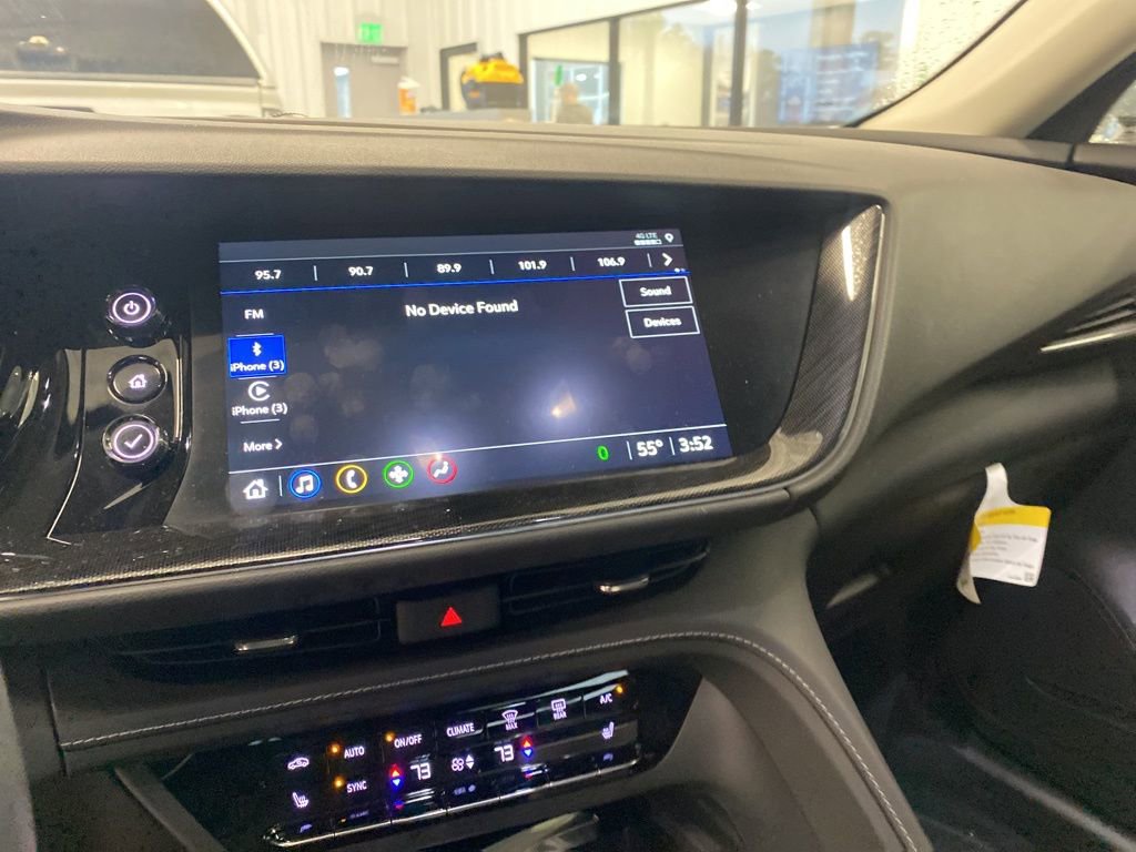Used 2023 Buick Envision Essence image 20