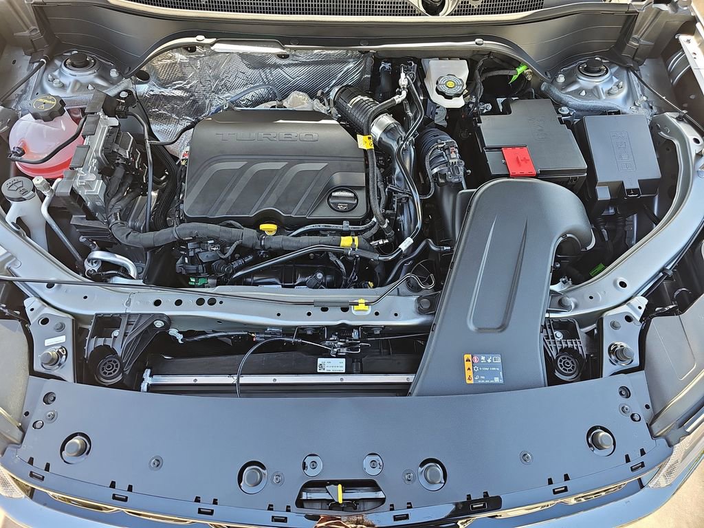 New 2026 Chevrolet Trax RS w/ Sunroof Package image 31