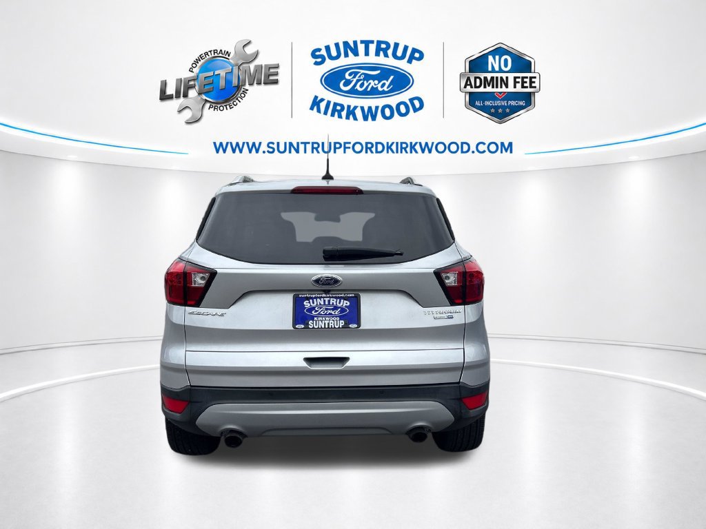 Used 2019 Ford Escape Titanium AWD/4WD image 4