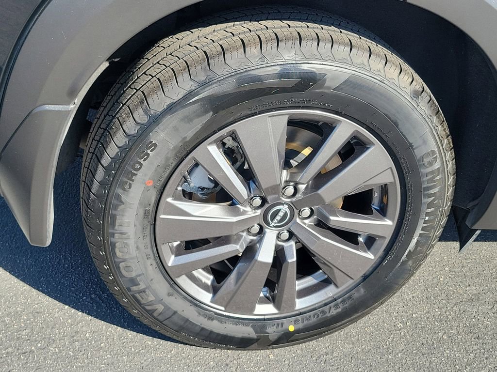 Used 2022 Nissan Pathfinder SV FWD image 32
