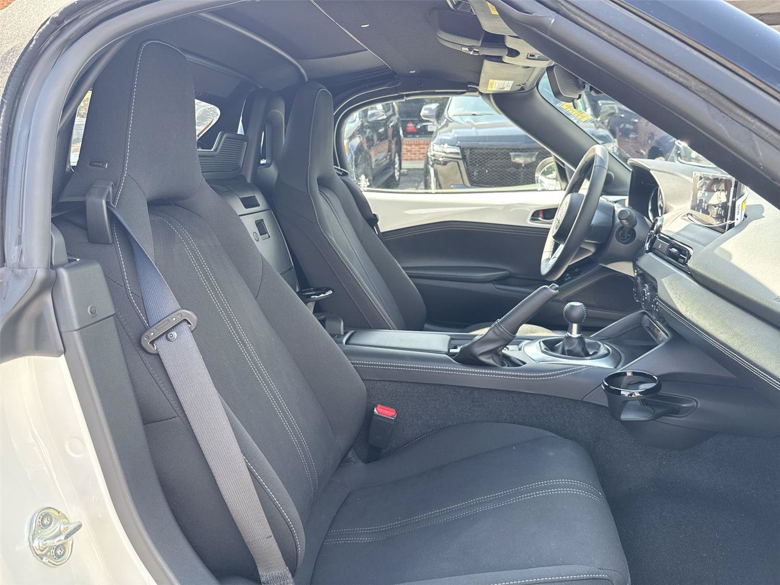 New 2026 MAZDA MX-5 Miata Club w/ Interior Package RWD image 21