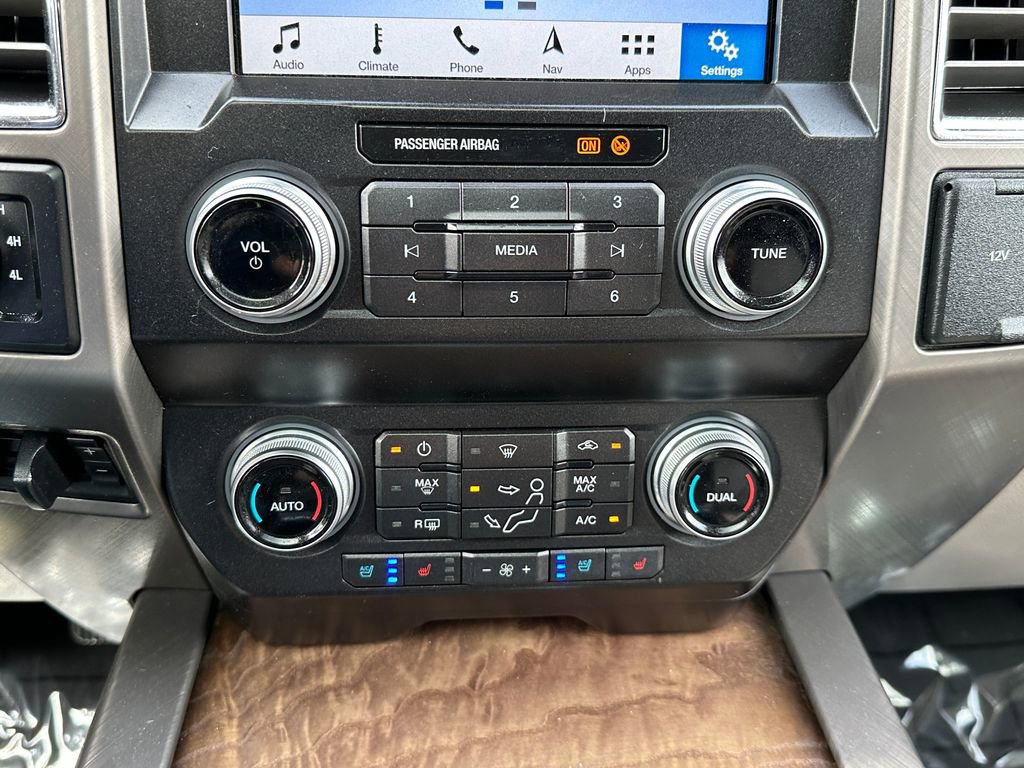 Used 2019 Ford F350 Limited AWD/4WD image 31