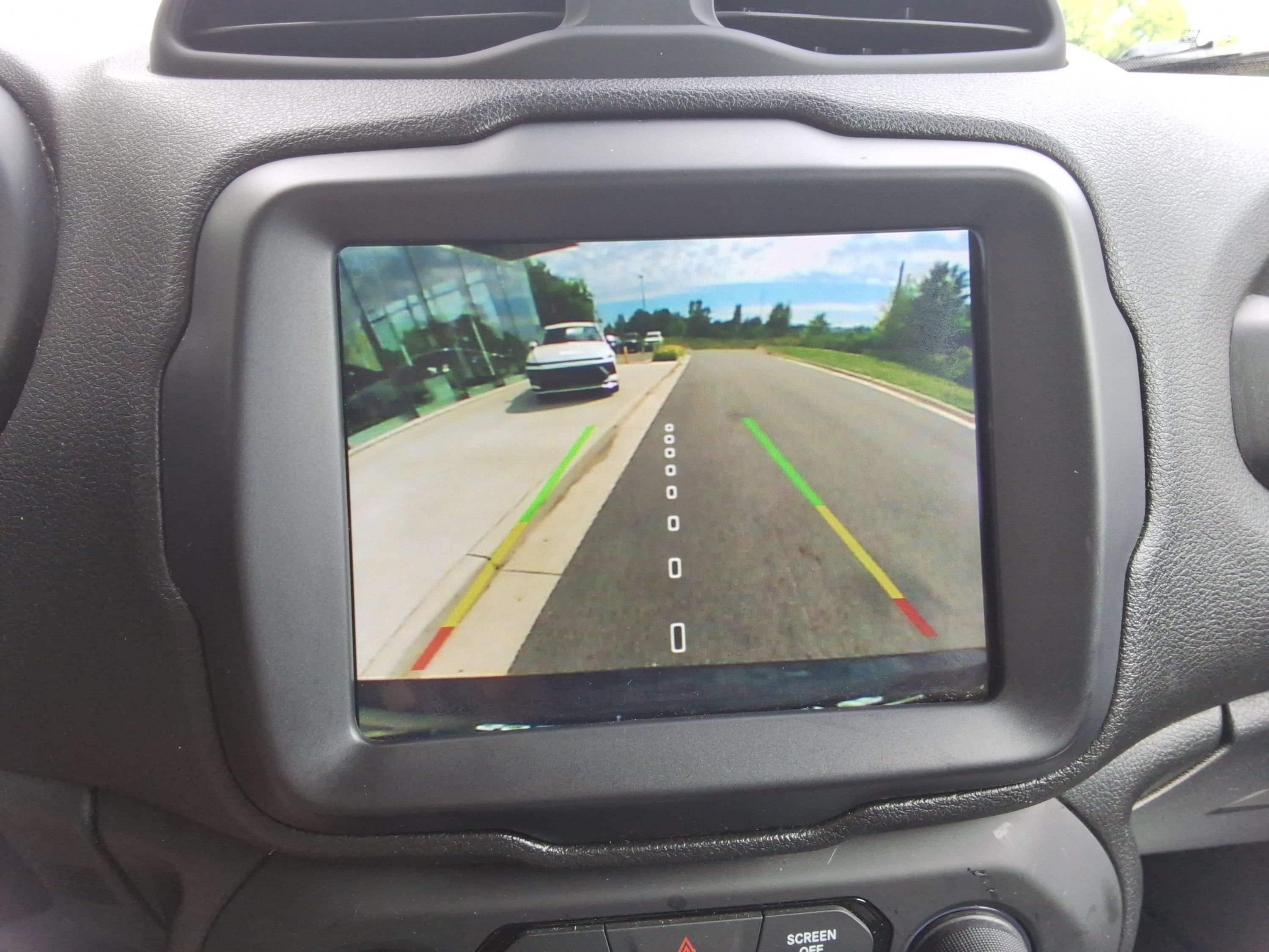 Used 2019 Jeep Renegade Limited w/ UConnect 8.4 Nav Group AWD/4WD image 16
