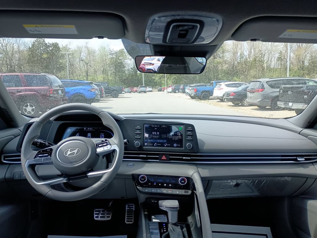 New 2026 Hyundai Elantra SEL Sport Premium FWD image 10