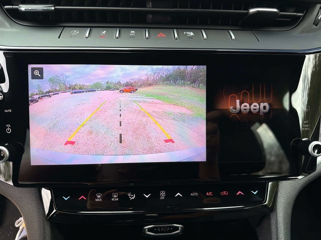 New 2026 Jeep Grand Cherokee L Limited w/ Limited Altitude Package AWD/4WD image 26