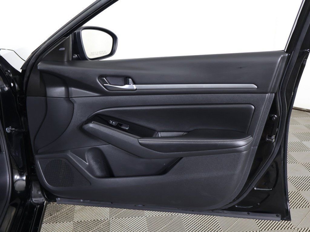 Used 2024 Nissan Altima 2.5 SL image 25