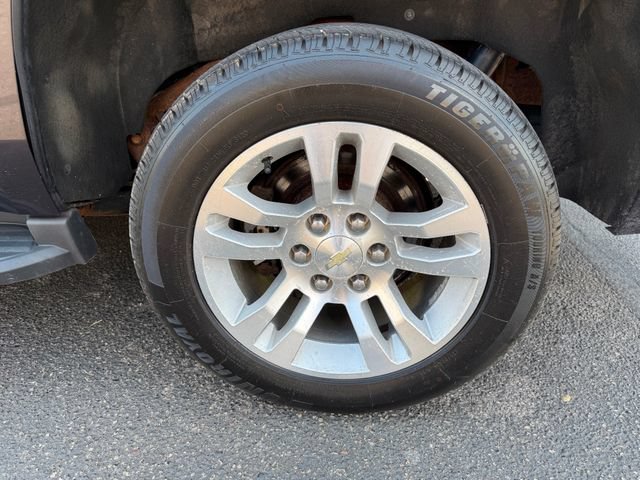 Used 2017 Chevrolet Tahoe LS AWD/4WD image 13