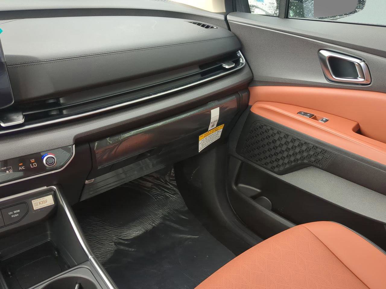 New 2026 Kia Carnival SX image 15