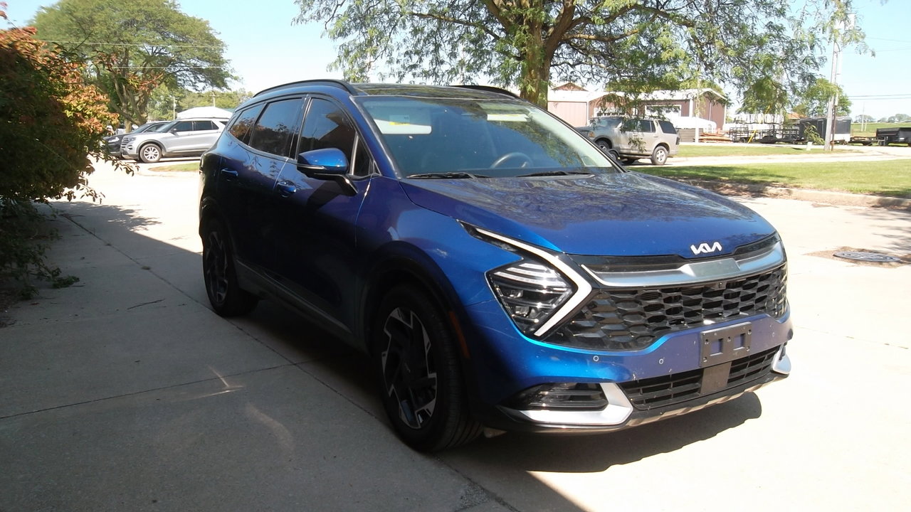 Used 2024 Kia Sportage SX FWD image 3
